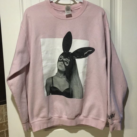 Ariana Grande Dangerous Woman Tour pink pullover - Picture 4 of 7